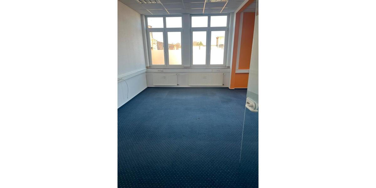 Gewerbeobjekt Viersen Hülsdonk - 8&euro; | Angebot:26147284