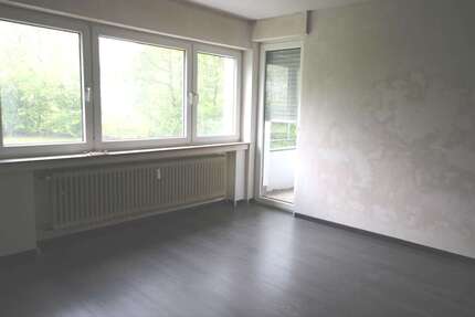Wohnung Mönchengladbach West - 3 Zimmer, 71 m&sup2;, 98.000&euro; | Angebot:25877269