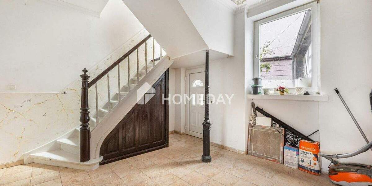 Einfamilienhaus Mönchengladbach Rheydt - 8 Zimmer, 210 m&sup2;, 349.000&euro; | Angebot:25684150