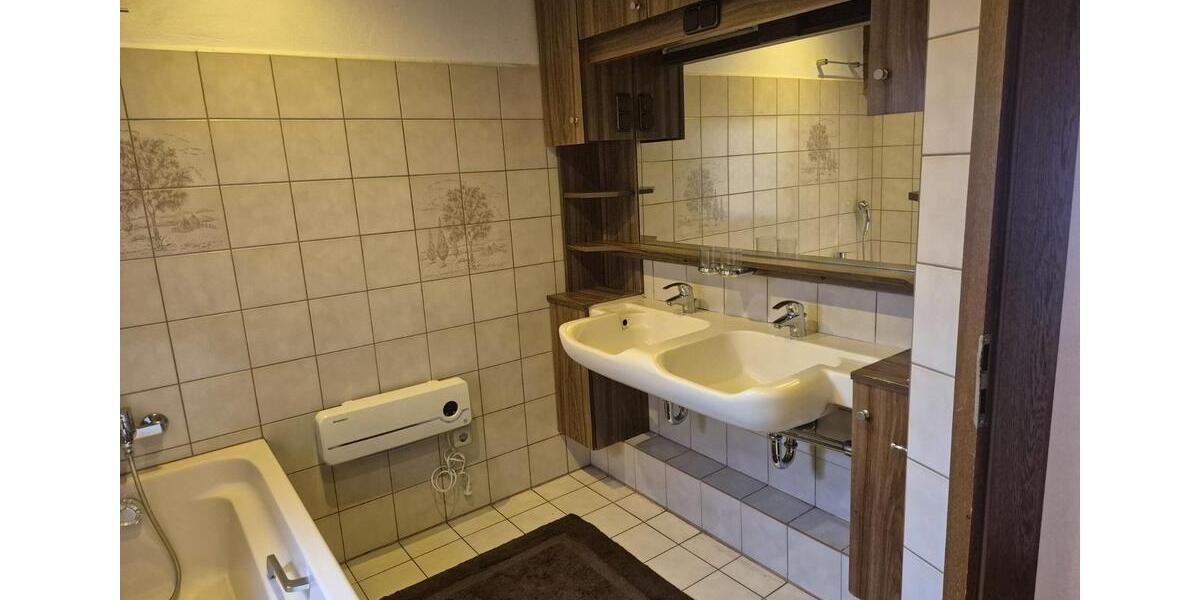 Einfamilienhaus Erkelenz - 4 Zimmer, 130 m&sup2;, 1.400&euro; | Angebot:26224849