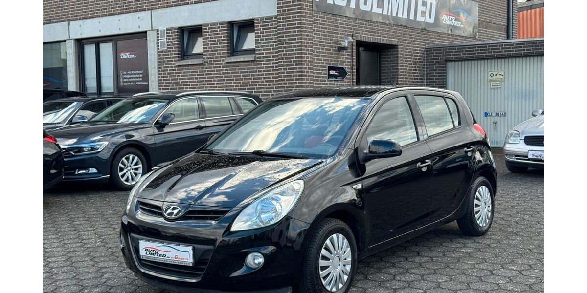 Hyundai i20 149.000 km 3.000 &euro; Geldern 47608