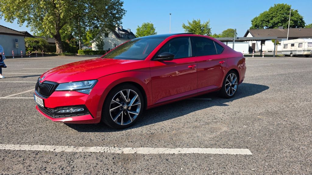 Skoda Superb 109.850 km 26.299 &euro; Wegberg 41844