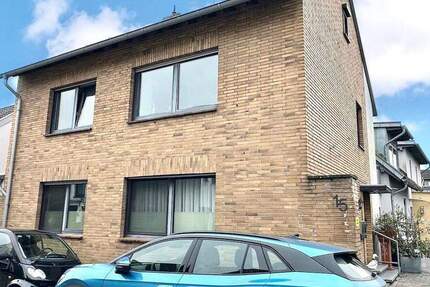 Haus Neuss Rosellen - 7 Zimmer, 155 m&sup2;, 495.000&euro; | Angebot:25687656