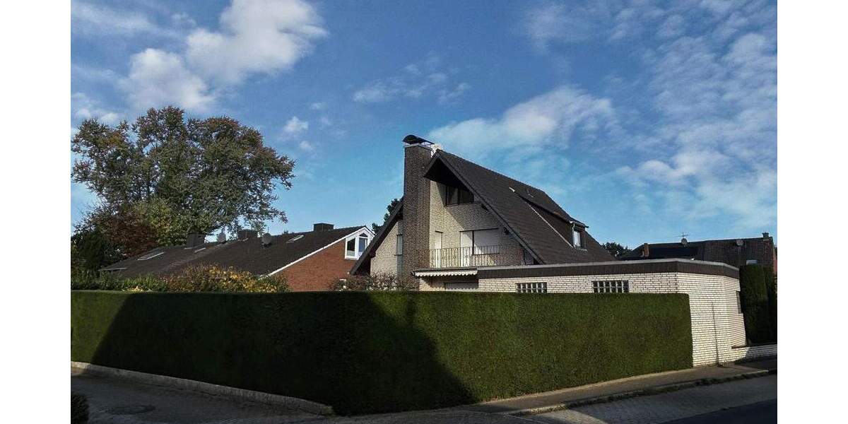 Einfamilienhaus Krefeld Traar - 5 Zimmer, 150 m&sup2;, 615.000&euro; | Angebot:25693359