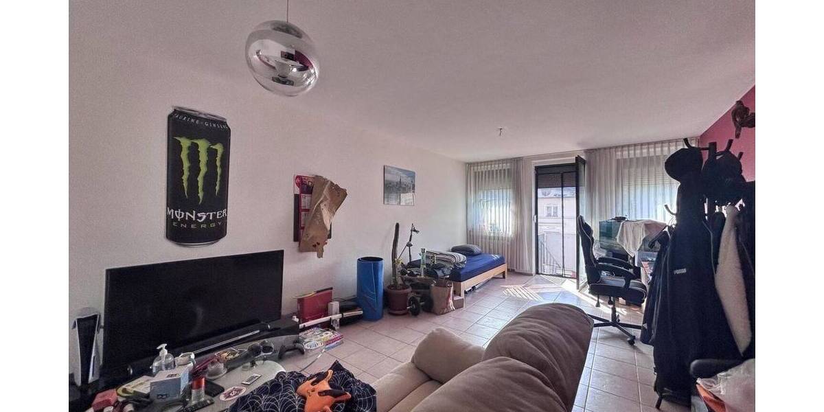 Etagenwohnung Mönchengladbach Stadtmitte - 2 Zimmer, 69 m&sup2;, 130.000&euro; | Angebot:26569334