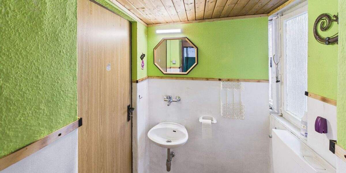 Einfamilienhaus Heinsberg Unterbruch - 8 Zimmer, 180 m&sup2;, 149.000&euro; | Angebot:25662058