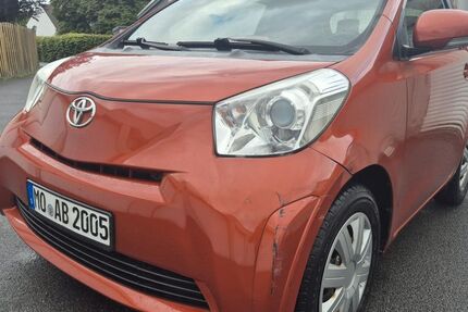Toyota IQ 113.000 km 3.950 &euro; Kamp lintfort 47475