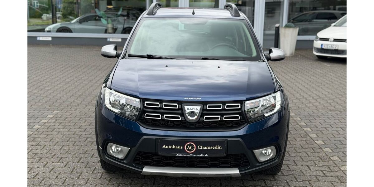Dacia Sandero 100.644 km 8.499 &euro; Viersen 41748