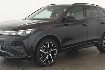 VW Tiguan 18.400 km 45.884 &euro; Düsseldorf 40233