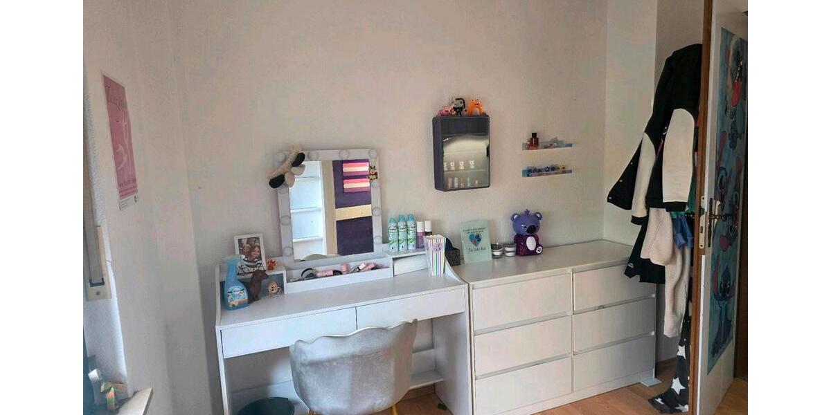 Mehrfamilienhaus, Wohnhaus Nettetal - 9 Zimmer, 125 m&sup2;, 360.000&euro; | Angebot:26889483