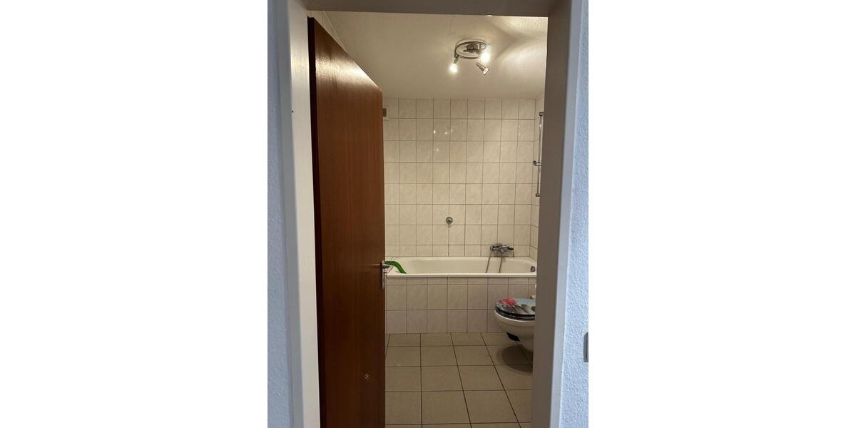 Hochparterre Meerbusch Kierst - 2 Zimmer, 56 m&sup2;, 600&euro; | Angebot:25514491