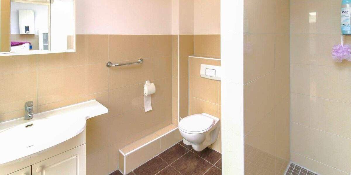 Reihenmittelhaus Heinsberg Oberbruch - 6 Zimmer, 172 m&sup2;, 280.000&euro; | Angebot:25690211