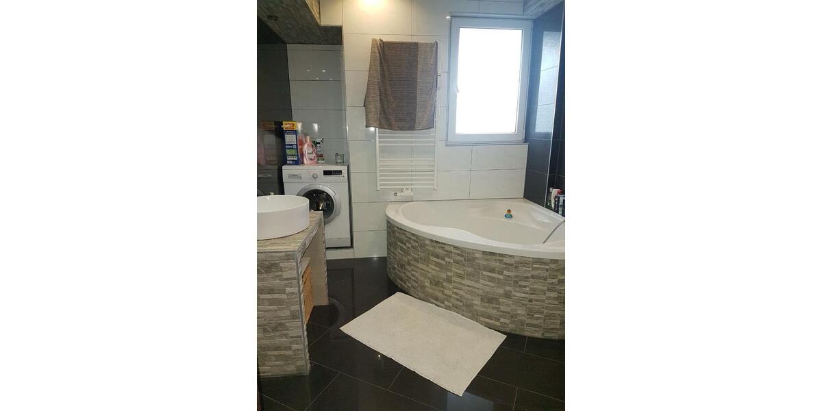 Etagenwohnung Düsseldorf Pempelfort - 3 Zimmer, 85 m&sup2;, 415.000&euro; | Angebot:26929870