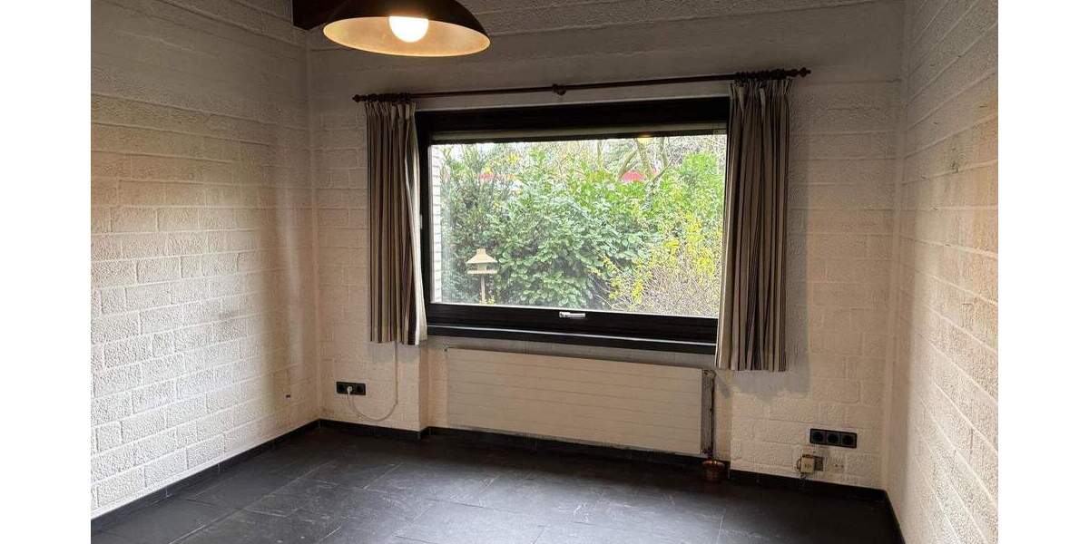 Einfamilienhaus Krefeld Traar - 7 Zimmer, 214 m&sup2;, 750.000&euro; | Angebot:25693386