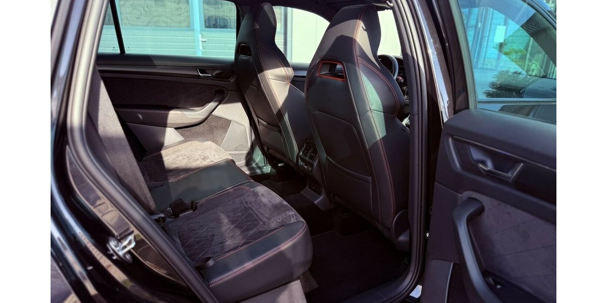 Skoda Kodiaq RS 4x4 / Pano / Alcantara / Kamera 99.900 km 32.990 &euro; Mönchengladbach 41066