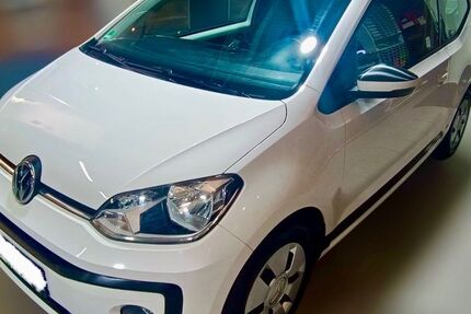 VW up! 80.450 km 7.350 &euro; Düsseldorf 40627