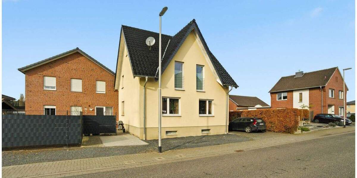 Mehrfamilienhaus, Wohnhaus Heinsberg Karken - 3 Zimmer, 107 m&sup2;, 220.000&euro; | Angebot:25999721