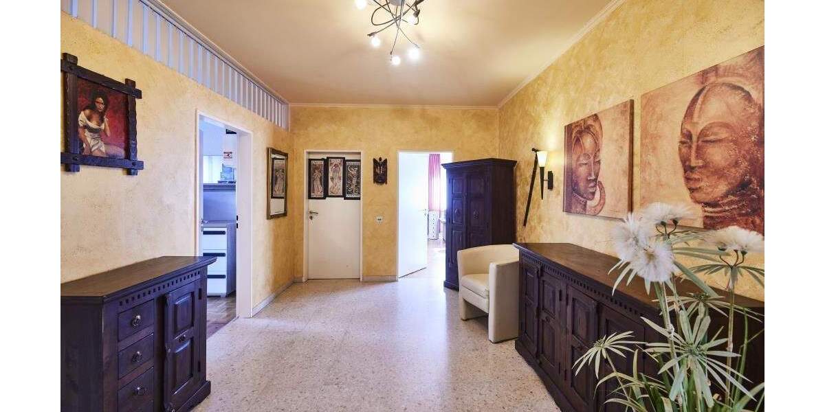 Mehrfamilienhaus, Wohnhaus Krefeld Hüls - 6 Zimmer, 200 m&sup2;, 530.000&euro; | Angebot:25820882