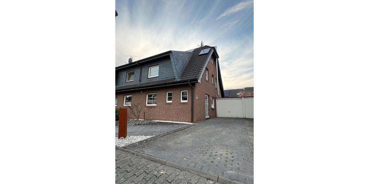 Doppelhaushälfte Erkelenz - 6 Zimmer, 135 m&sup2;, 499.000&euro; | Angebot:25596636