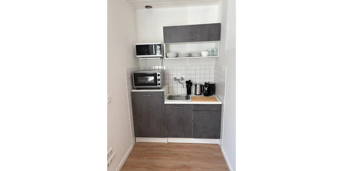 Erdgeschoßwohnung Mönchengladbach Nord - 1 Zimmer, 35 m&sup2;, 470&euro; | Angebot:25942471