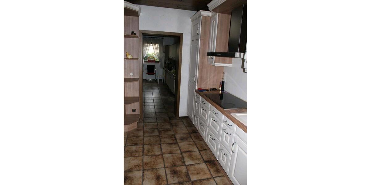 Einfamilienhaus Kerken - 12 Zimmer, 442 m&sup2;, 3.300&euro; | Angebot:25384163