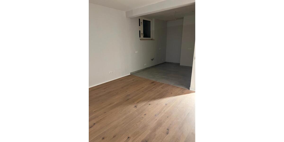 Erdgeschoßwohnung Heinsberg - 4 Zimmer, 120 m&sup2;, 1.100&euro; | Angebot:26610428