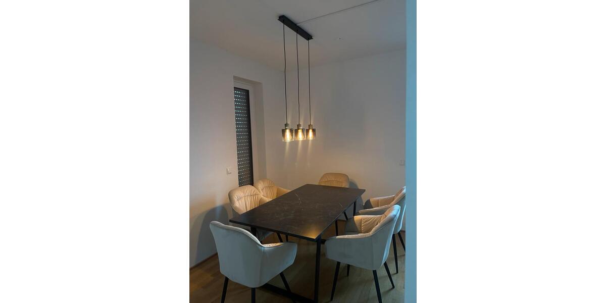 Einfamilienhaus Moers - 4.5 Zimmer, 97 m&sup2;, 1.680&euro; | Angebot:25991596