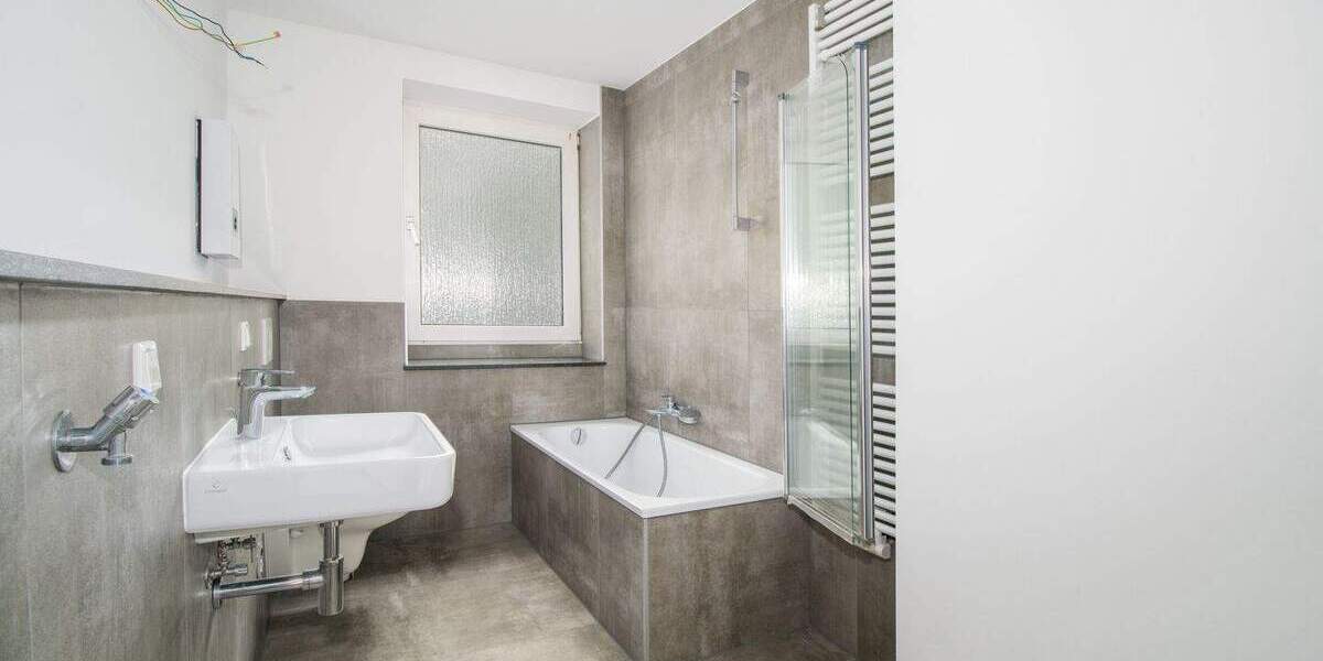 Etagenwohnung Düsseldorf Derendorf - 3 Zimmer, 90 m&sup2;, 499.000&euro; | Angebot:25683352