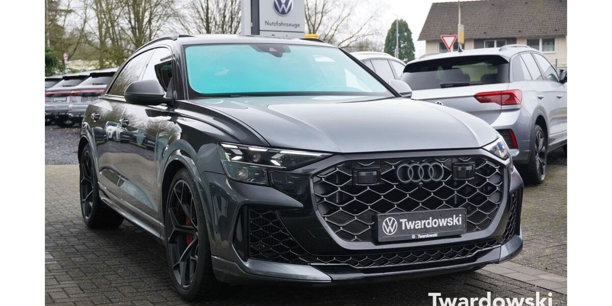Audi RSQ8 8.448 km 140.990 &euro; Wegberg 41844