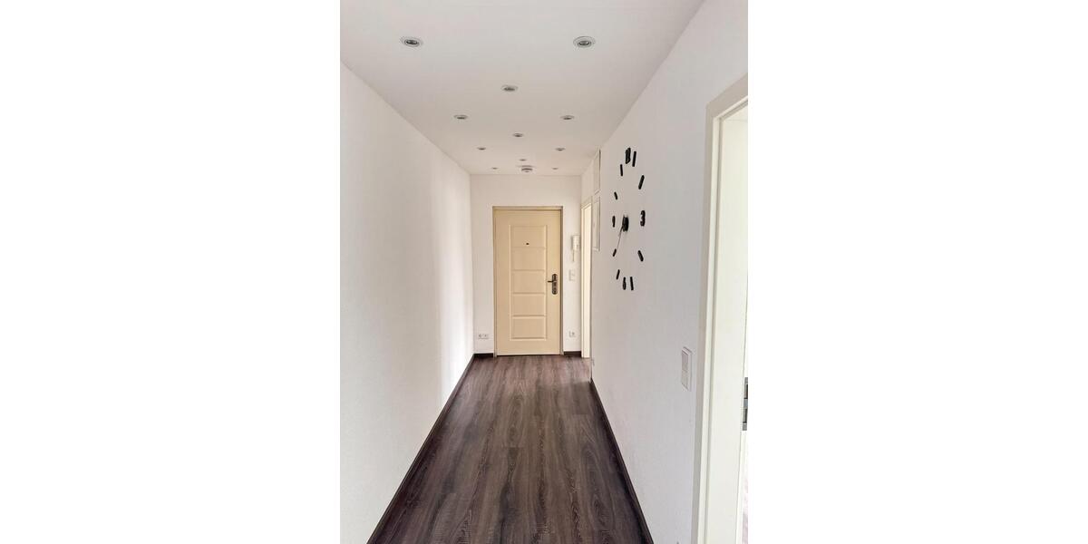 Dachgeschoßwohnung Krefeld Benrad - 2 Zimmer, 60 m&sup2;, 725&euro; | Angebot:26030039