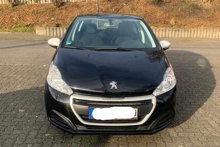 Peugeot 208 83.000 km 8.600 &euro; Wassenberg 41849