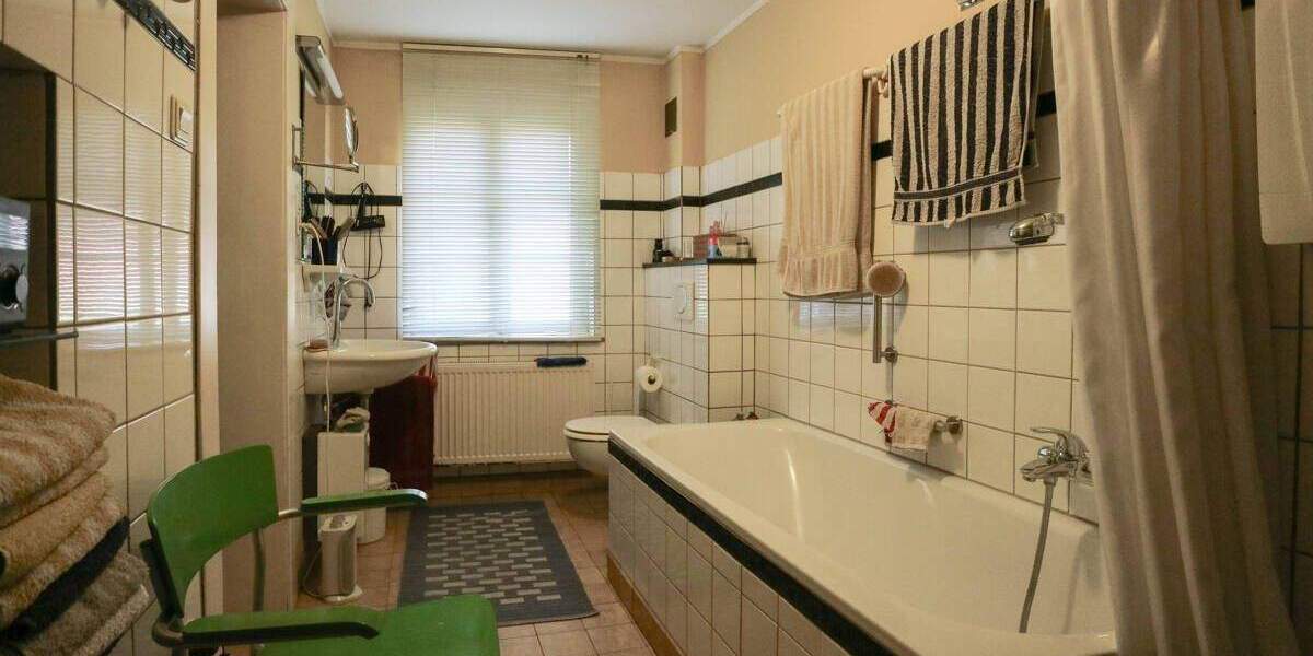 Mehrfamilienhaus, Wohnhaus Jüchen / Schaan Schaan - 1 Zimmer, 147 m&sup2;, 665.000&euro; | Angebot:25736787