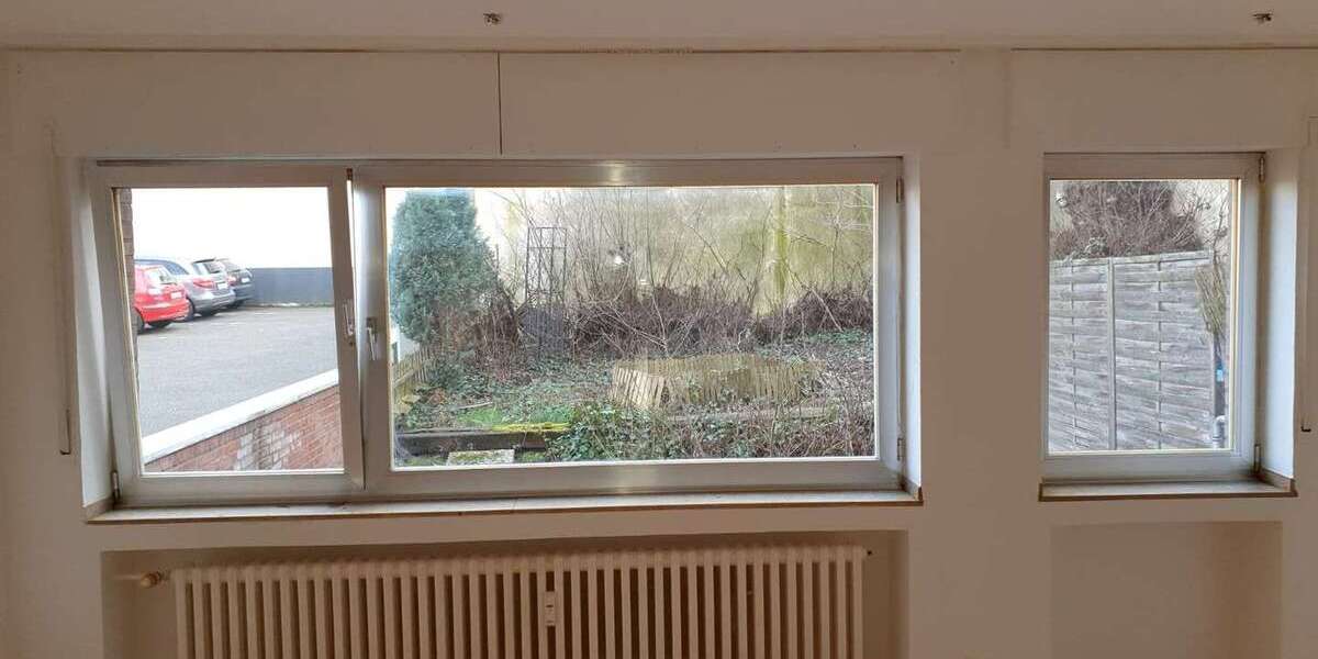 Etagenwohnung Krefeld Krefeld-Mitte - 2 Zimmer, 92 m&sup2;, 670&euro; | Angebot:26047974