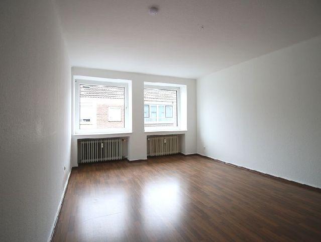 Etagenwohnung Krefeld - 2 Zimmer, 65 m&sup2;, 500&euro; | Angebot:25255768