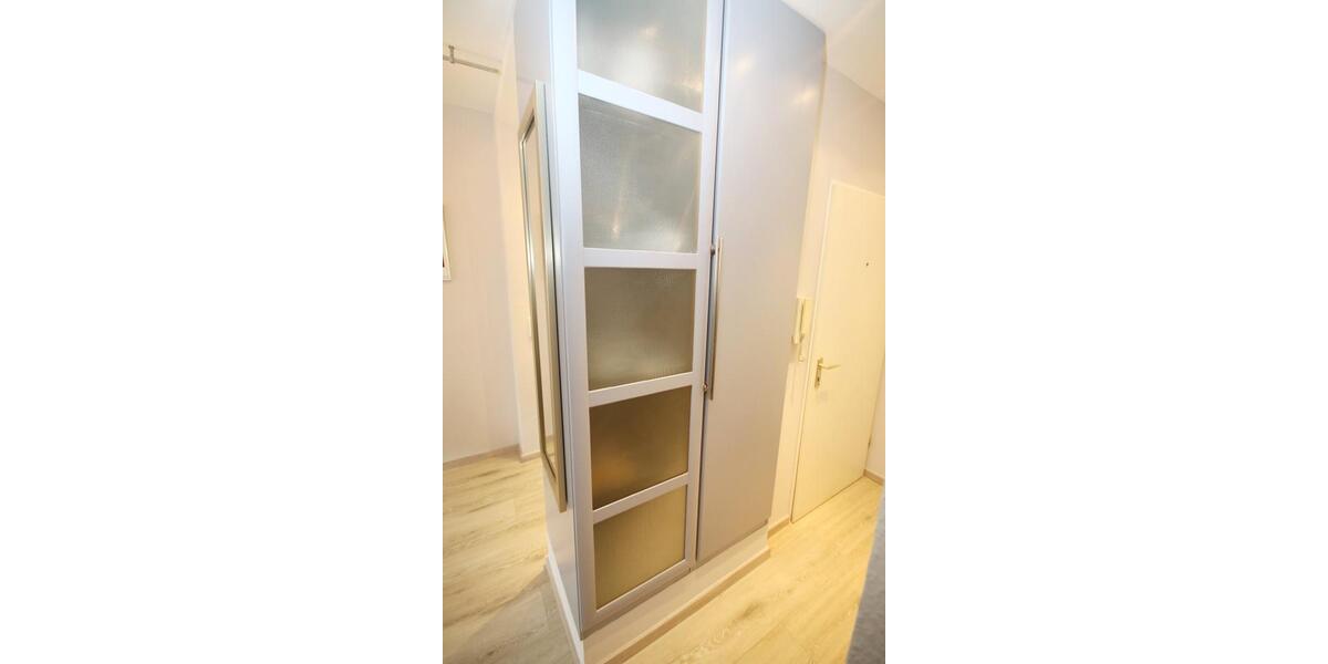 Etagenwohnung Düsseldorf Stadtmitte - 1 Zimmer, 29 m&sup2;, 710&euro; | Angebot:26635350