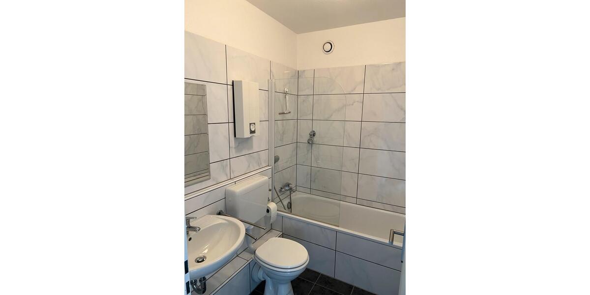Etagenwohnung Mönchengladbach Süd - 1 Zimmer, 30 m&sup2;, 730&euro; | Angebot:26036952