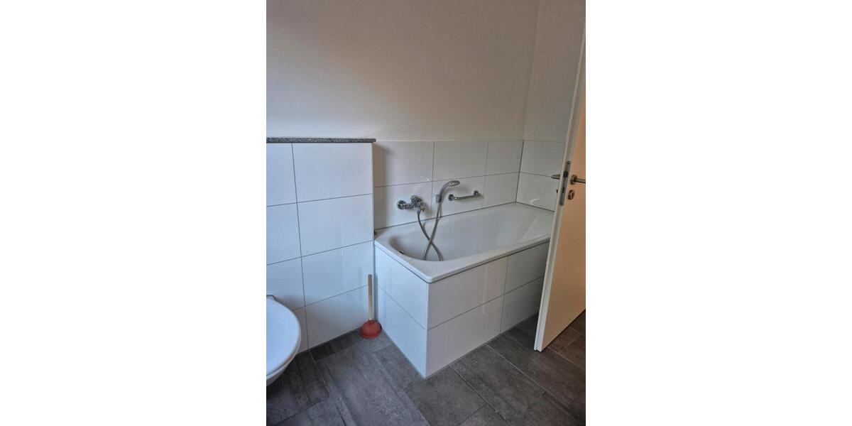 Erdgeschoßwohnung Mönchengladbach Süd - 3 Zimmer, 1.300&euro; | Angebot:23538029