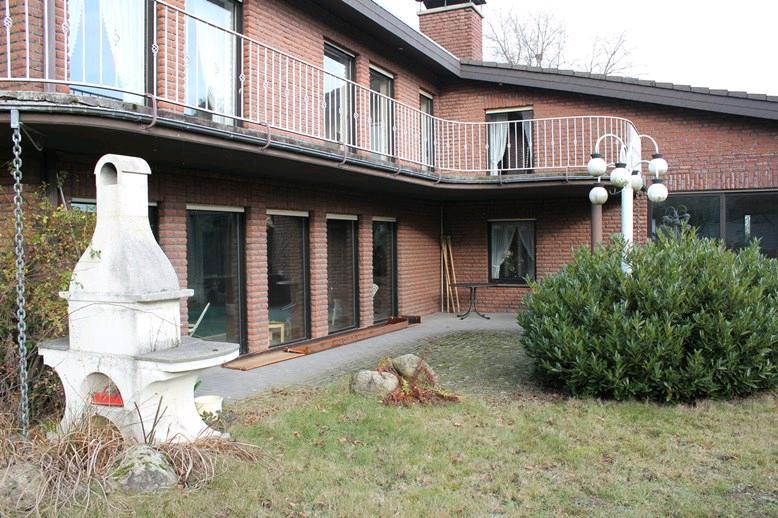 Einfamilienhaus Kerken - 12 Zimmer, 442 m&sup2;, 3.300&euro; | Angebot:25384163