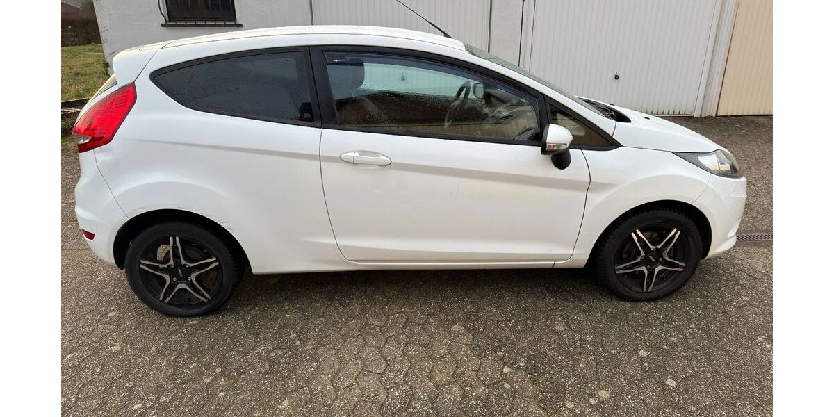 Ford Fiesta 138.000 km 3.100 &euro; Krefeld 47839