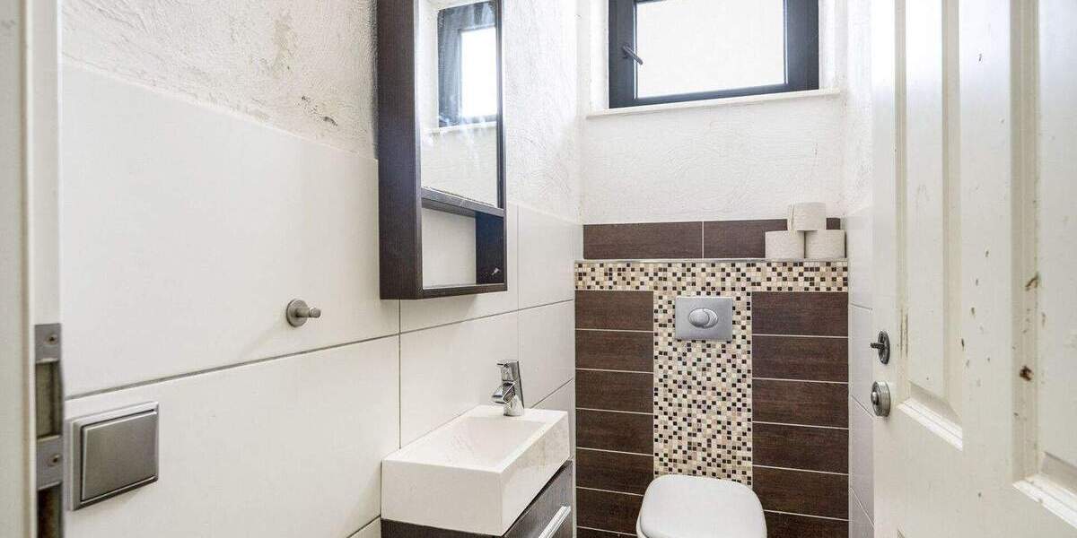 Einfamilienhaus Heinsberg / Kempen Kempen - 7 Zimmer, 139 m&sup2;, 295.000&euro; | Angebot:25802778