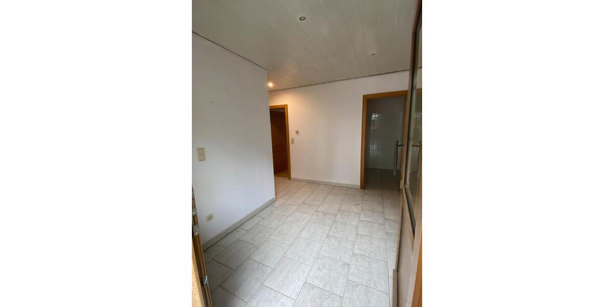 Erdgeschoßwohnung Straelen - 3 Zimmer, 125 m&sup2;, 1.000&euro; | Angebot:26604532
