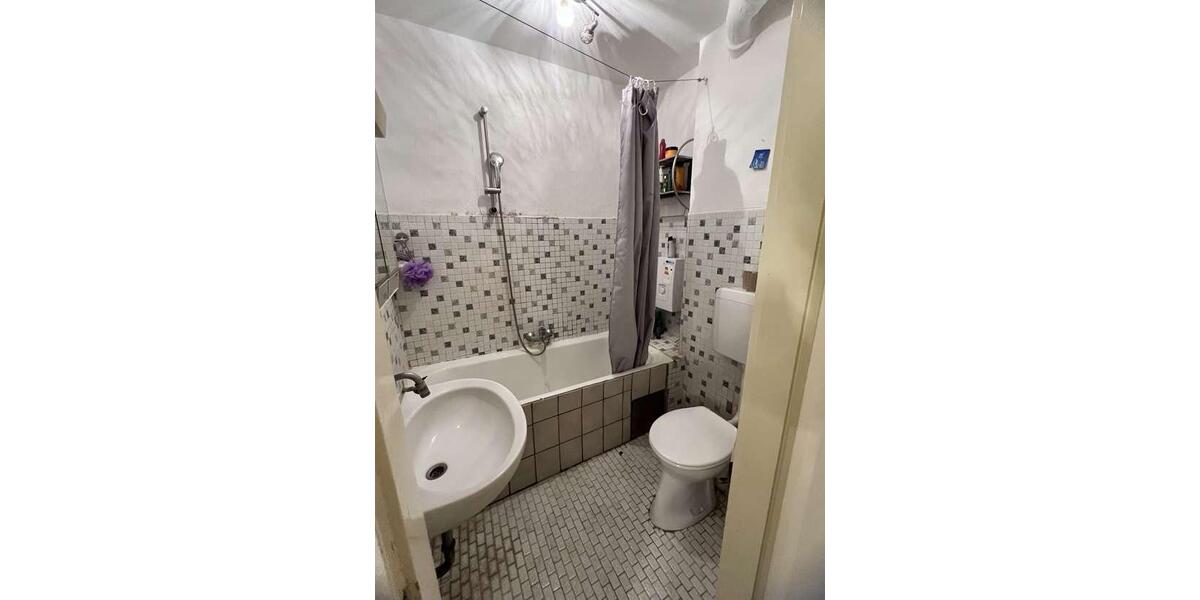 Etagenwohnung Düsseldorf Stadtbezirk 3 - 2 Zimmer, 49 m&sup2;, 648&euro; | Angebot:25719972