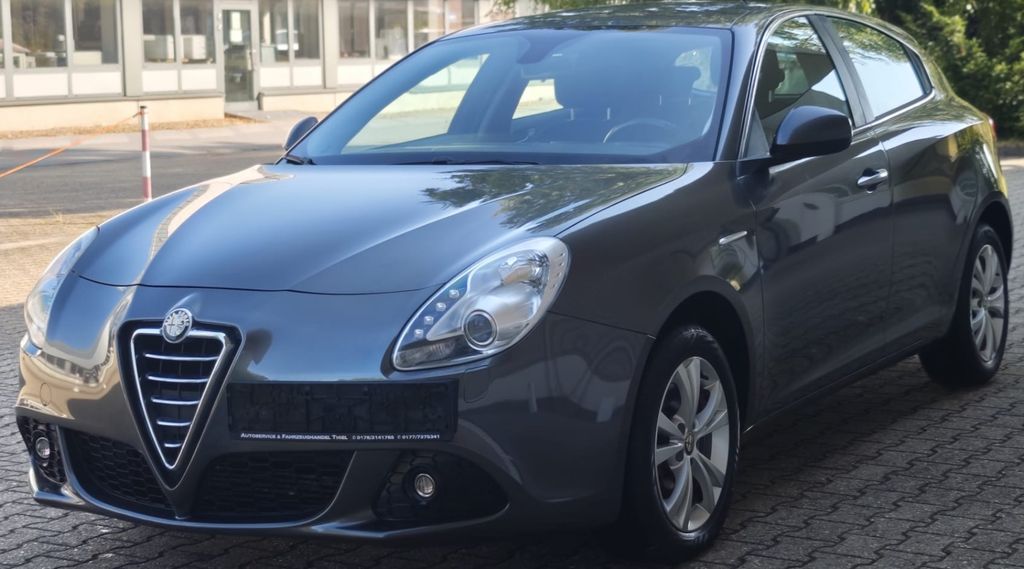 Alfa Romeo Giulietta 113.233 km 5.497 &euro; Mönchengladbach 41066