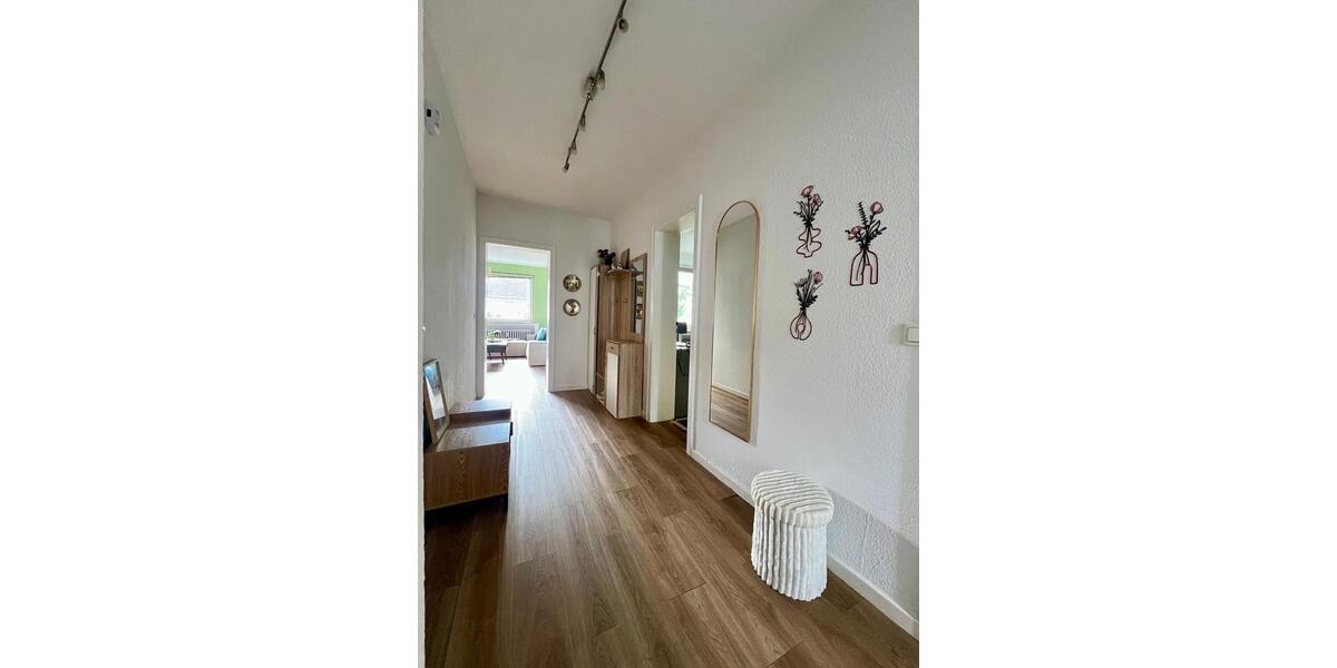 Etagenwohnung Düsseldorf Stadtbezirk 5 - 3 Zimmer, 73 m&sup2;, 1.070&euro; | Angebot:25944910