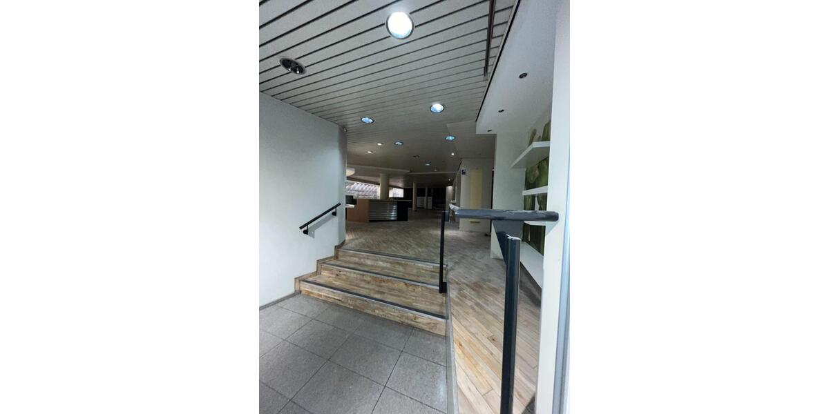 Gewerbeobjekt Mönchengladbach Süd - 2.500&euro; | Angebot:25783341