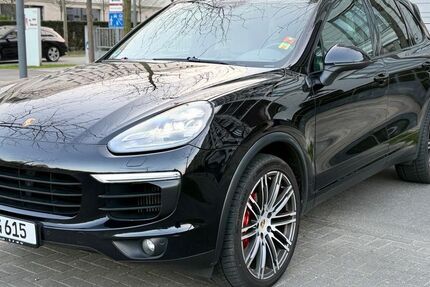 Porsche Cayenne 157.200 km 27.500 &euro; Düsseldorf 40229