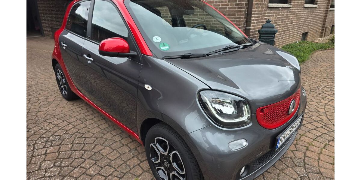 Smart ForFour 27.800 km 14.844 &euro; Willich 47877