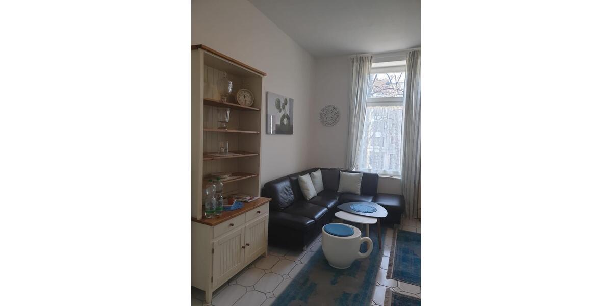 Etagenwohnung Krefeld Benrad - 4 Zimmer, 100 m&sup2;, 1.300&euro; | Angebot:25874620