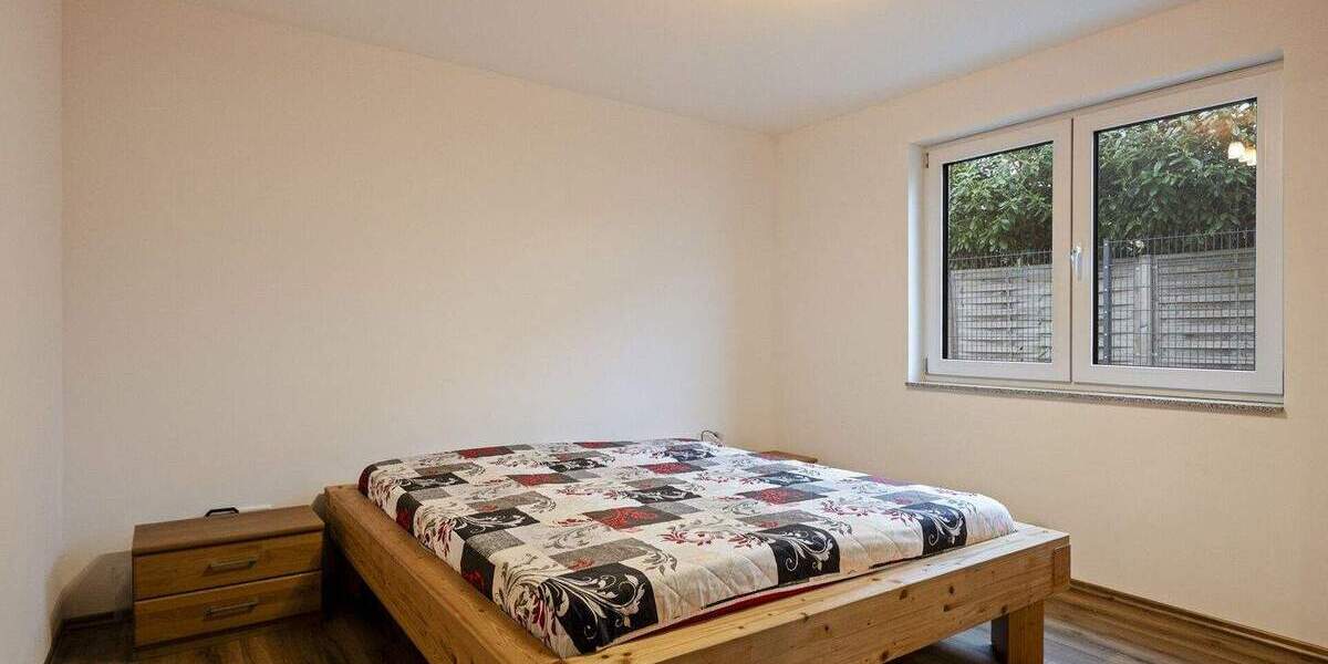 Mehrfamilienhaus, Wohnhaus Erkelenz Holzweiler - 7 Zimmer, 201 m&sup2;, 695.000&euro; | Angebot:25746555