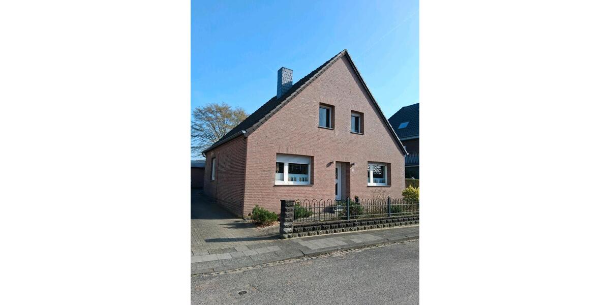 Einfamilienhaus Viersen Boisheim - 7 Zimmer, 165 m&sup2;, 379.000&euro; | Angebot:26173283